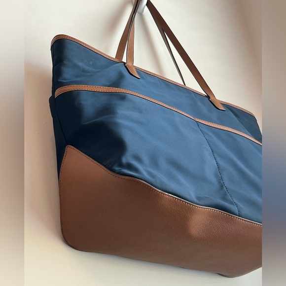 Michael Kors Kempton Navy Blue Nylon Tote Bag with Pockets - Picture 6 of 14